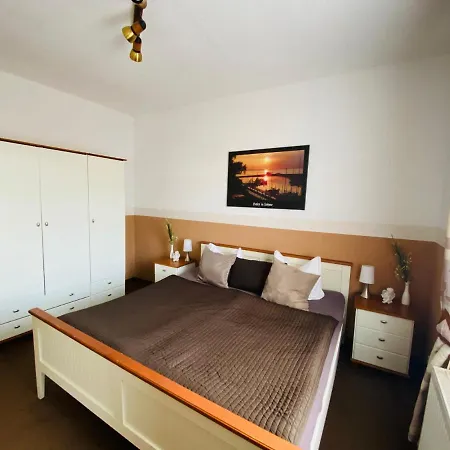 Pension&ferienwohnungen Schneidereit 4* Sassnitz