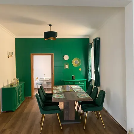 & Schneidereit Guest house