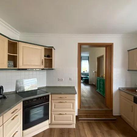 Pension&ferienwohnungen Schneidereit 4* Sassnitz