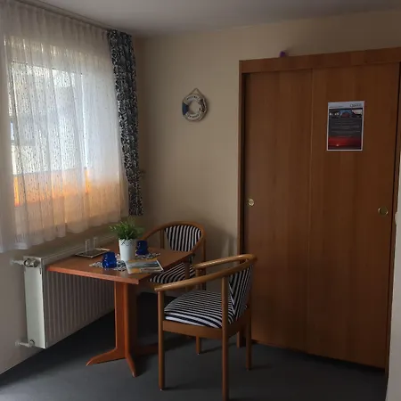 Pension&ferienwohnungen Schneidereit Sassnitz