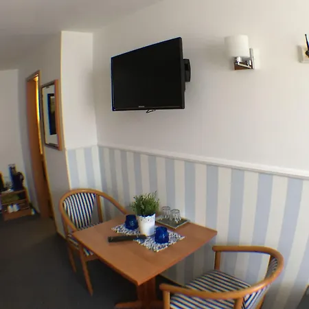 Gasthof Pension&ferienwohnungen Schneidereit 4*