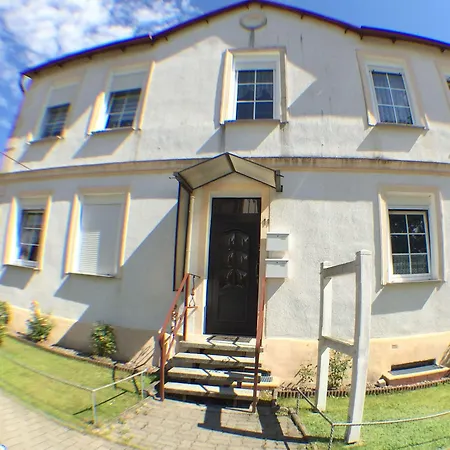 Pension&ferienwohnungen Schneidereit Sassnitz