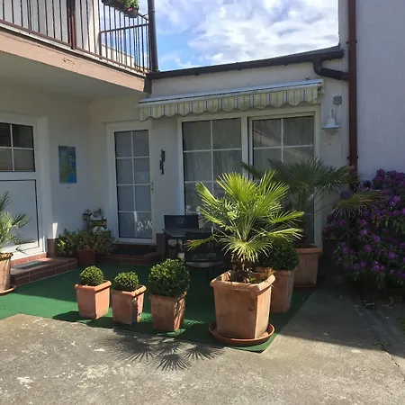 Pension&ferienwohnungen Schneidereit Sassnitz